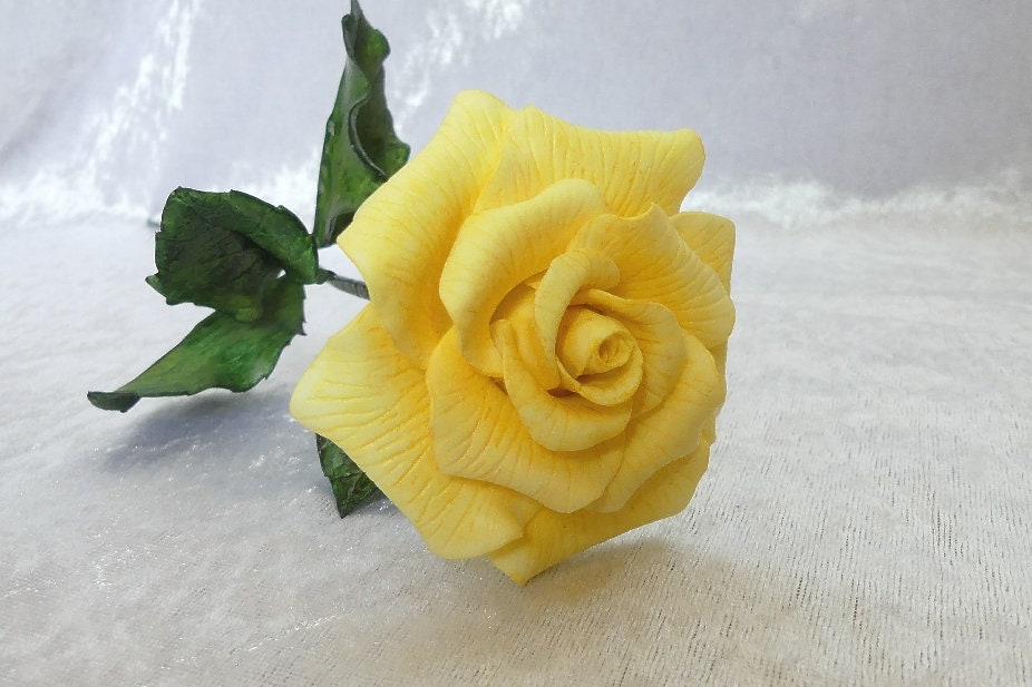Rose en Porcelaine Froide - Jaune