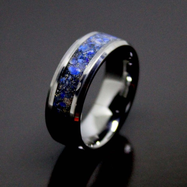 Bague lapis lazuli sur anneau de tungstène