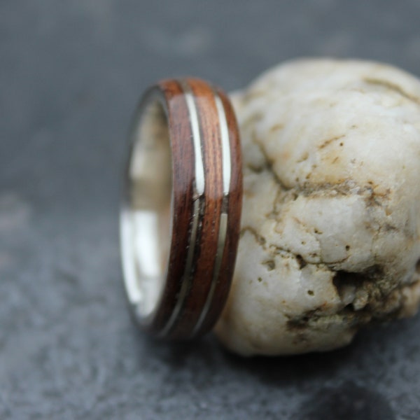 Bague bois de palissandre sur anneau d'argent 925