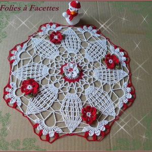 Napperon rouge et blanc poinsettias au crochet centre de table de Noël au crochet, attrapes-rêves, centre de table, décoration de table image 2