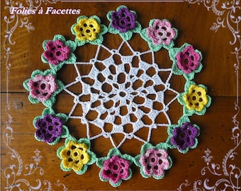 Crochet flower doily, spring flower wreath, crochet primrose doily, decoration