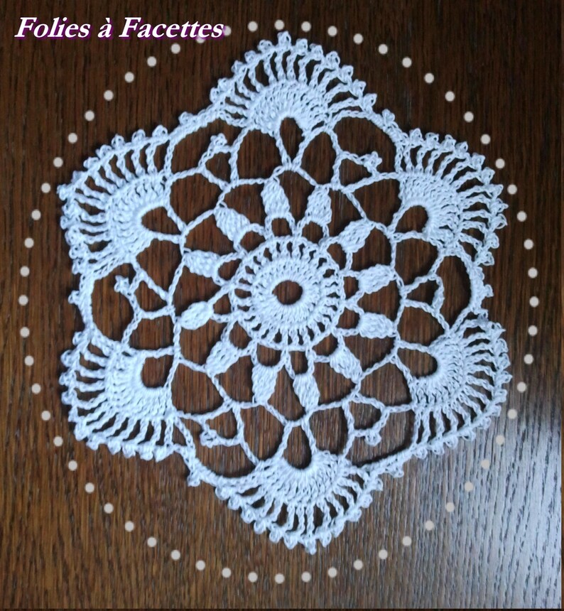 White cotton crochet doilies, doily for dream catcher, decoration 20 Centimetres