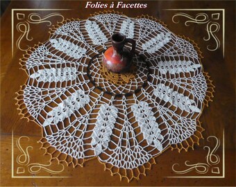 napperon écru palmettes au crochet, grand napperon pour décoration, napperon bohème au crochet, centre de table fleuri au crochet