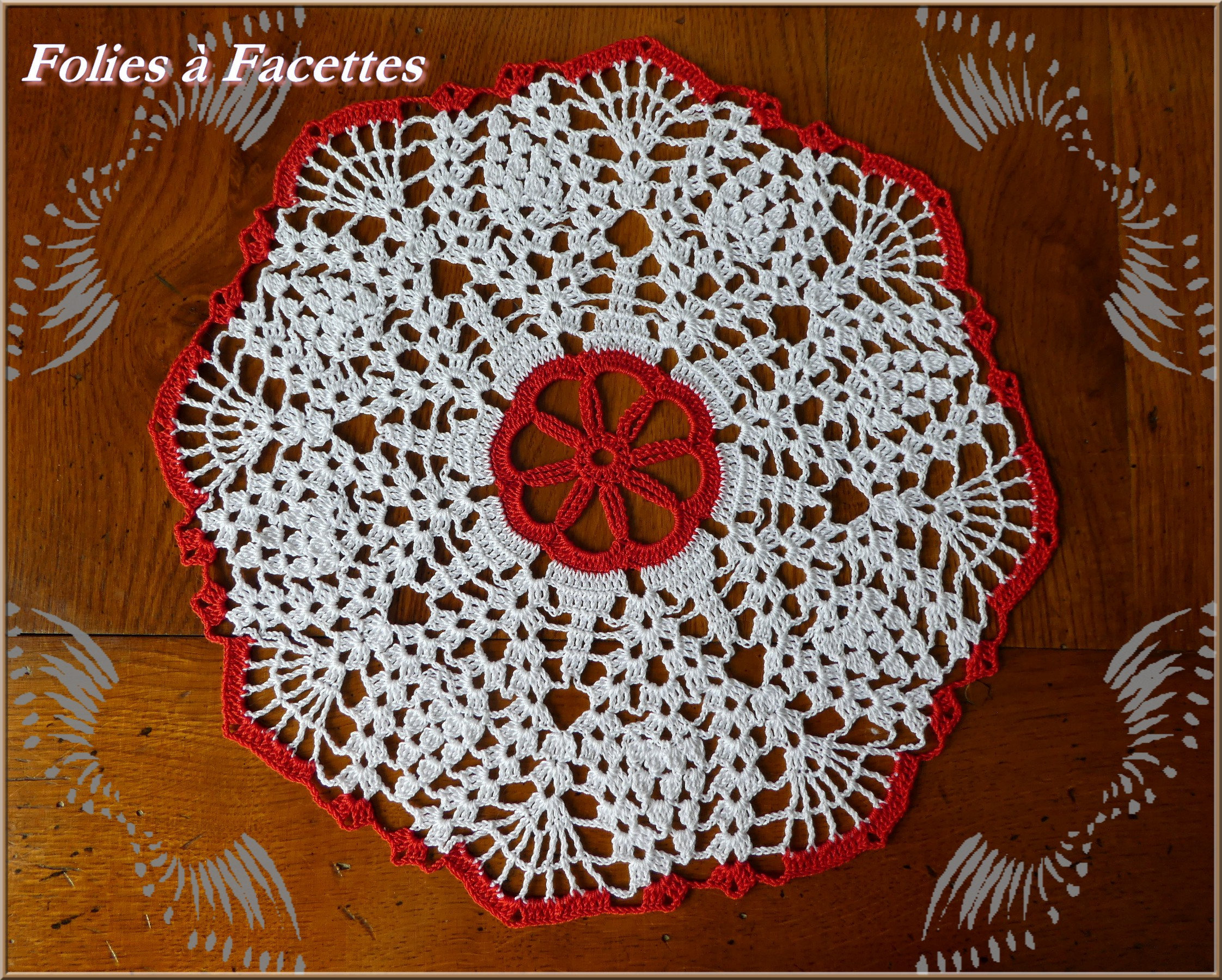 Napperon Rond Au Crochet , Centre de Table Rouge et Blanc Crochet, Napperon, Décoration, Attrape-Rêv