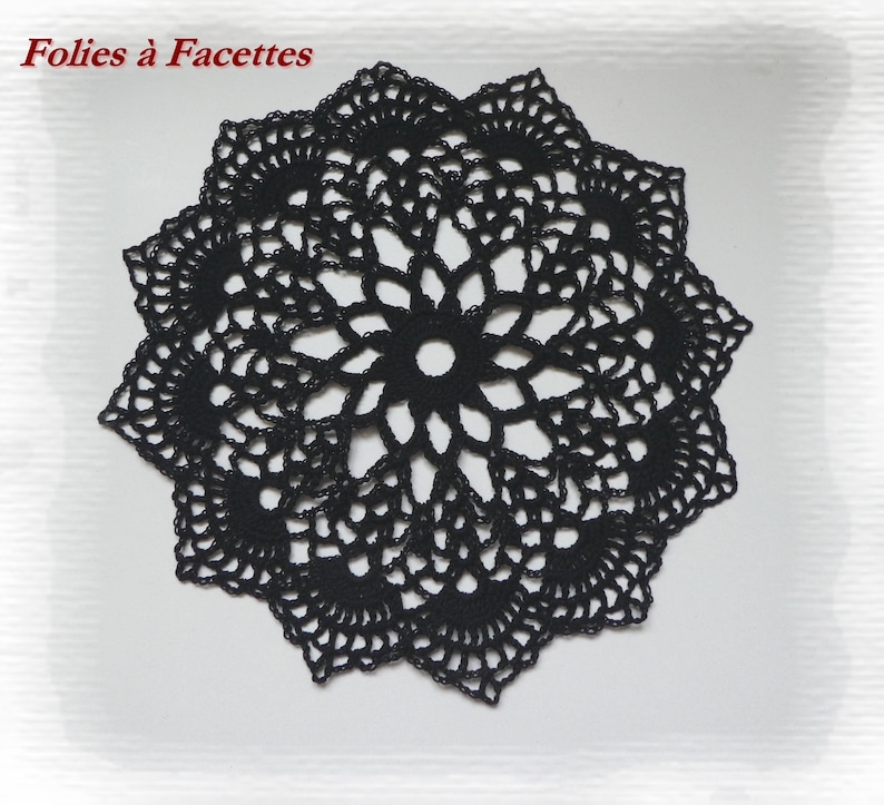 Napperon rond au crochet en coton, napperon style mandala, décoration intérieure, napperon attrape-rêves Noir