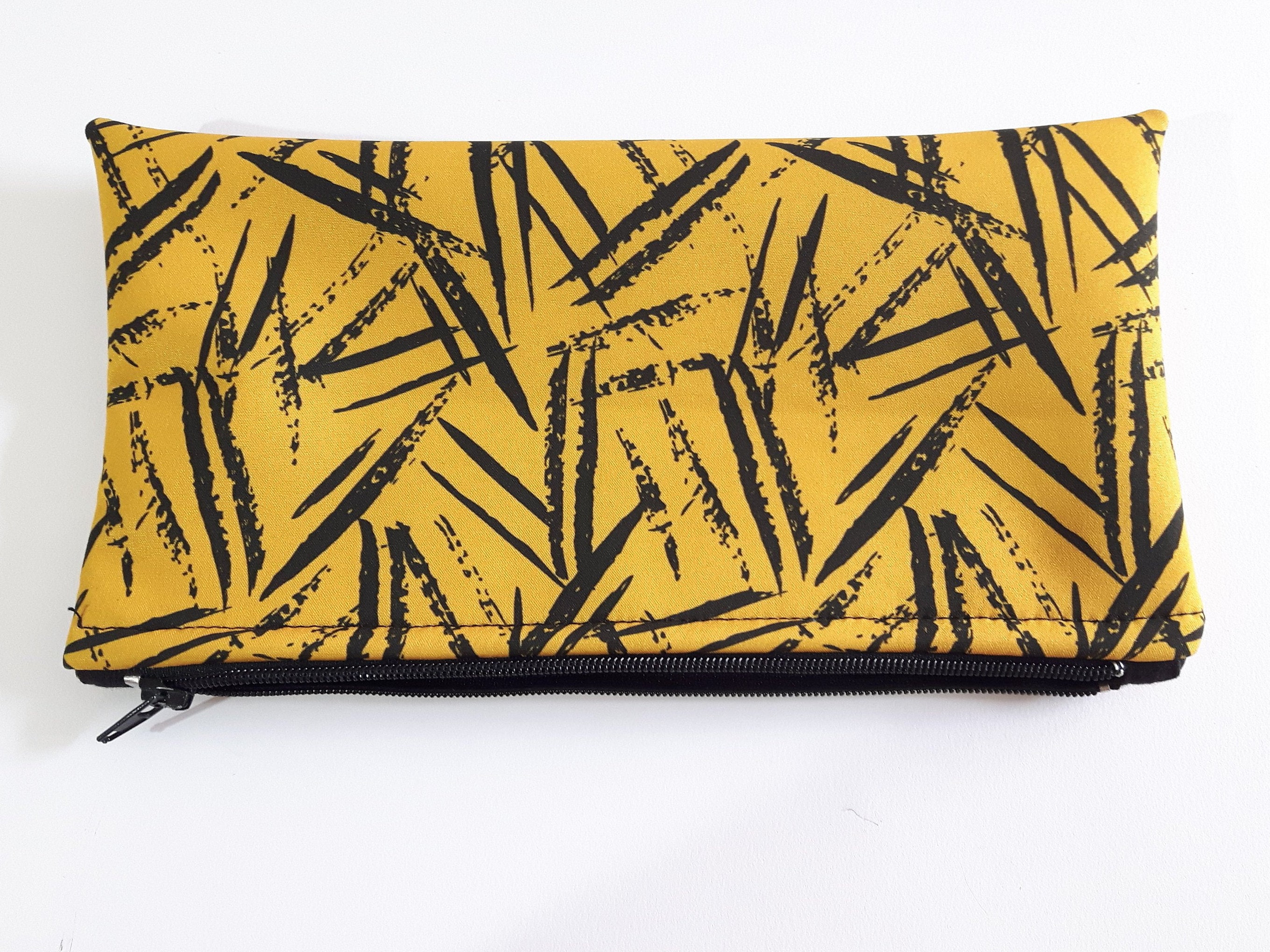 Trousse Plate Moutarde & Noire