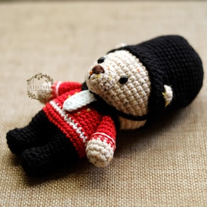 London Bear Amigurumi pattern [Eng PDF] crochet doll pattern
