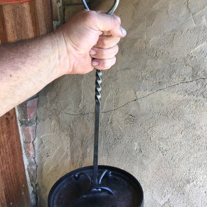 Lève-couvercle de faitout, cuisson Chuck Wagon, cuisson au feu de camp
