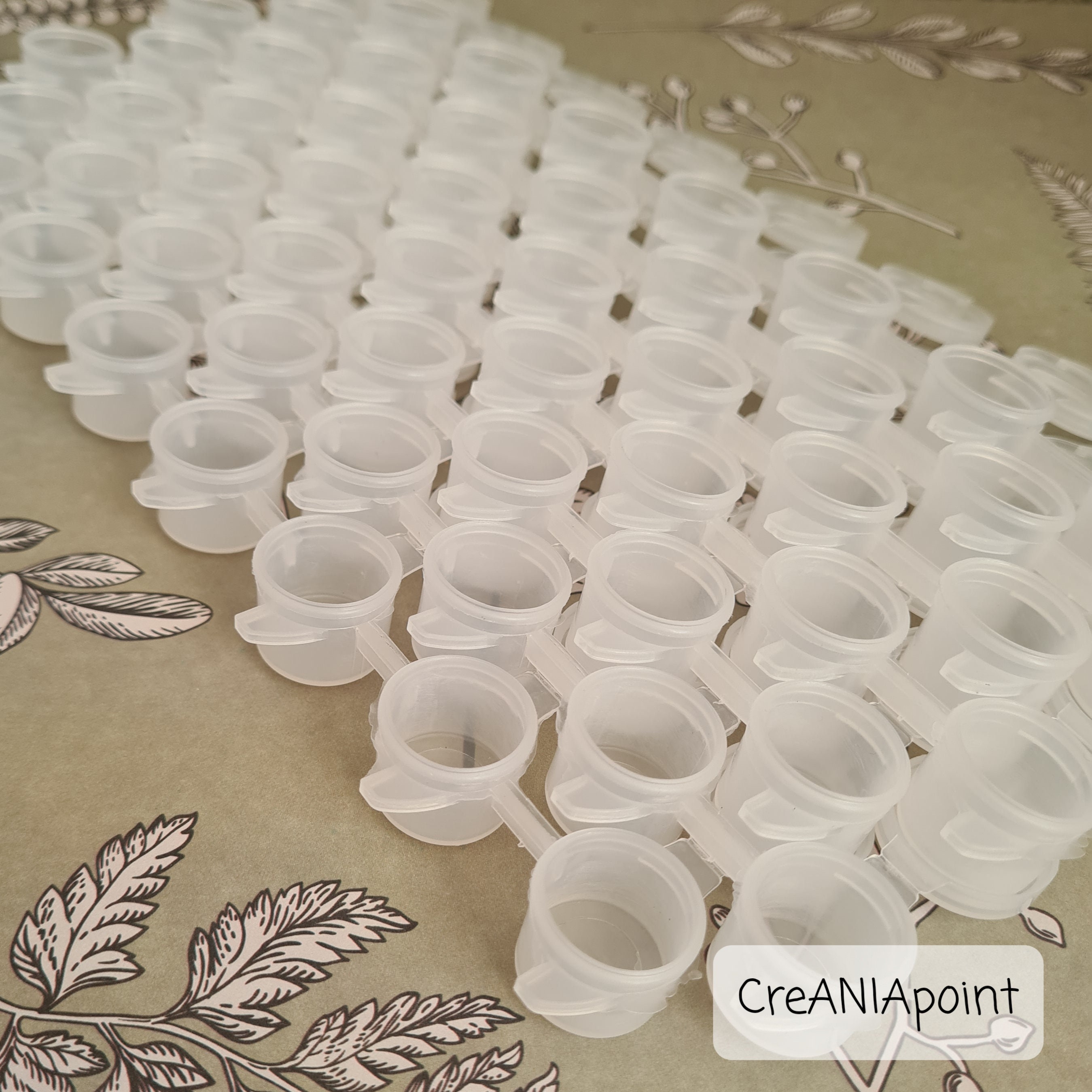 6 X 3ml Empty Mini Plastic Jars / Pots / Boxes, Airtight Storage for  Acrylic Paint for Dot Painting, Mandala Painting, Painting Stones 