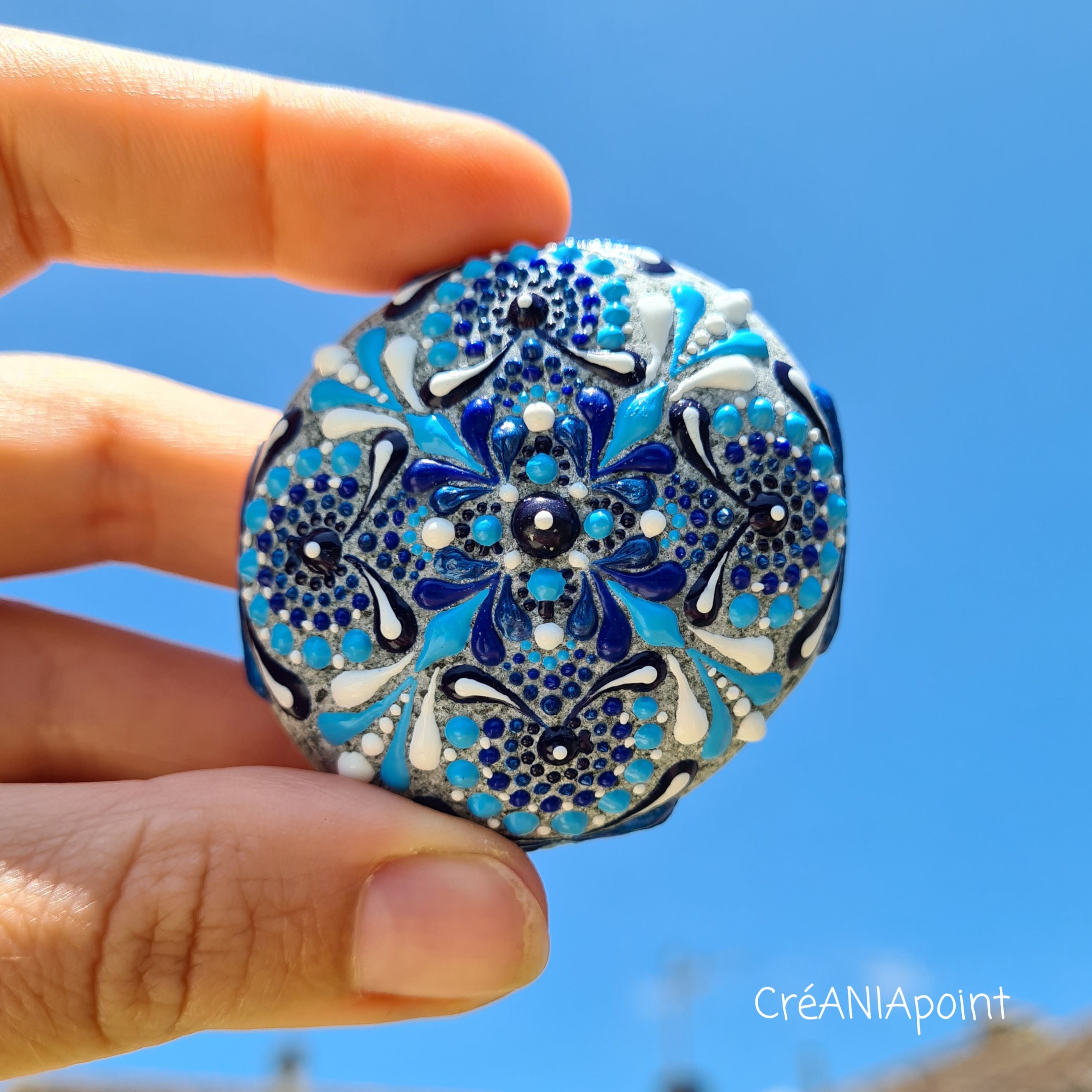 Pierre Mandala à Points Dans La Peinture Points