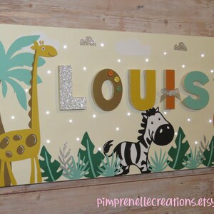 Pintura de la selva con nombre, pintura de luz con nombre, pintura personalizada con animales, pintura inspirada en la selva para las vacaciones de Vertbaudet