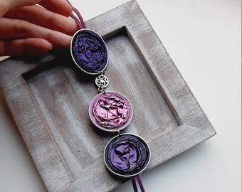 Collana fatta a mano con capsule di caffè riciclate: cordino in pelle ecologica