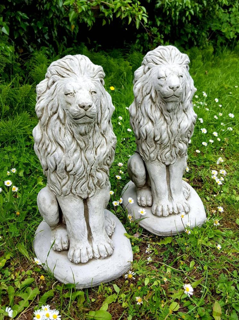 PAIR PROUD LIONS Medium Stone Garden Ornaments Gate Decor Etsy UK