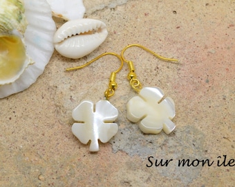 Earrings, white mother-of-pearl clover, gold gilded metal hooks