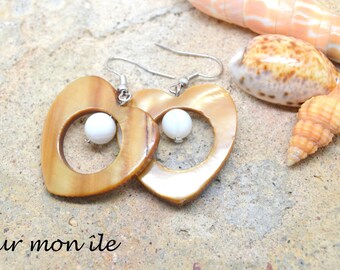 Earrings, heart and Pearl bead, Brown, white, silver metal hooks