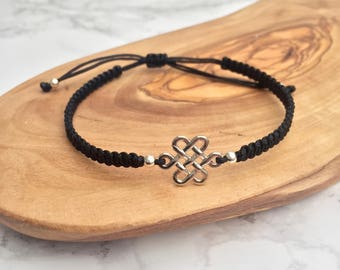 Black Macrame Infinity Knot Bracelet, Celtic Knot Bracelet, Adjustable Black Bracelet, Irish Bracelet, St Patricks Day Gift, Irish Gift