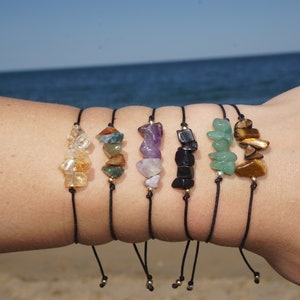Armband med helande kristaller, armband med andlig ädelsten, armband med naturstensträng, justerbart ädelstensarmband, armband med kristallpärlor bild 5