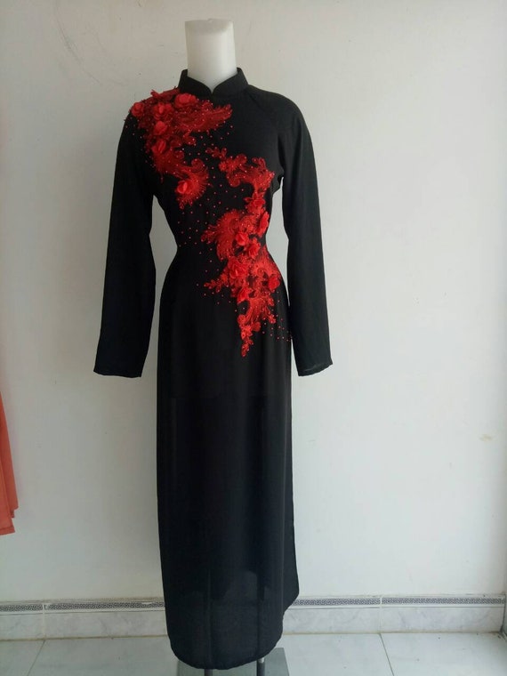 Vietnamese Traditional Long Dress, Black Silk Ao Dai, Red Flower, Ao Dai  With Pants. 