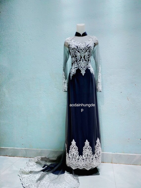 dirty blue color dress color, Vietnamese traditional wedding long dress, ao dai co dau, ao dai cuoi, bridal long with pants, chiffon & mesh fabric and screen resolutions