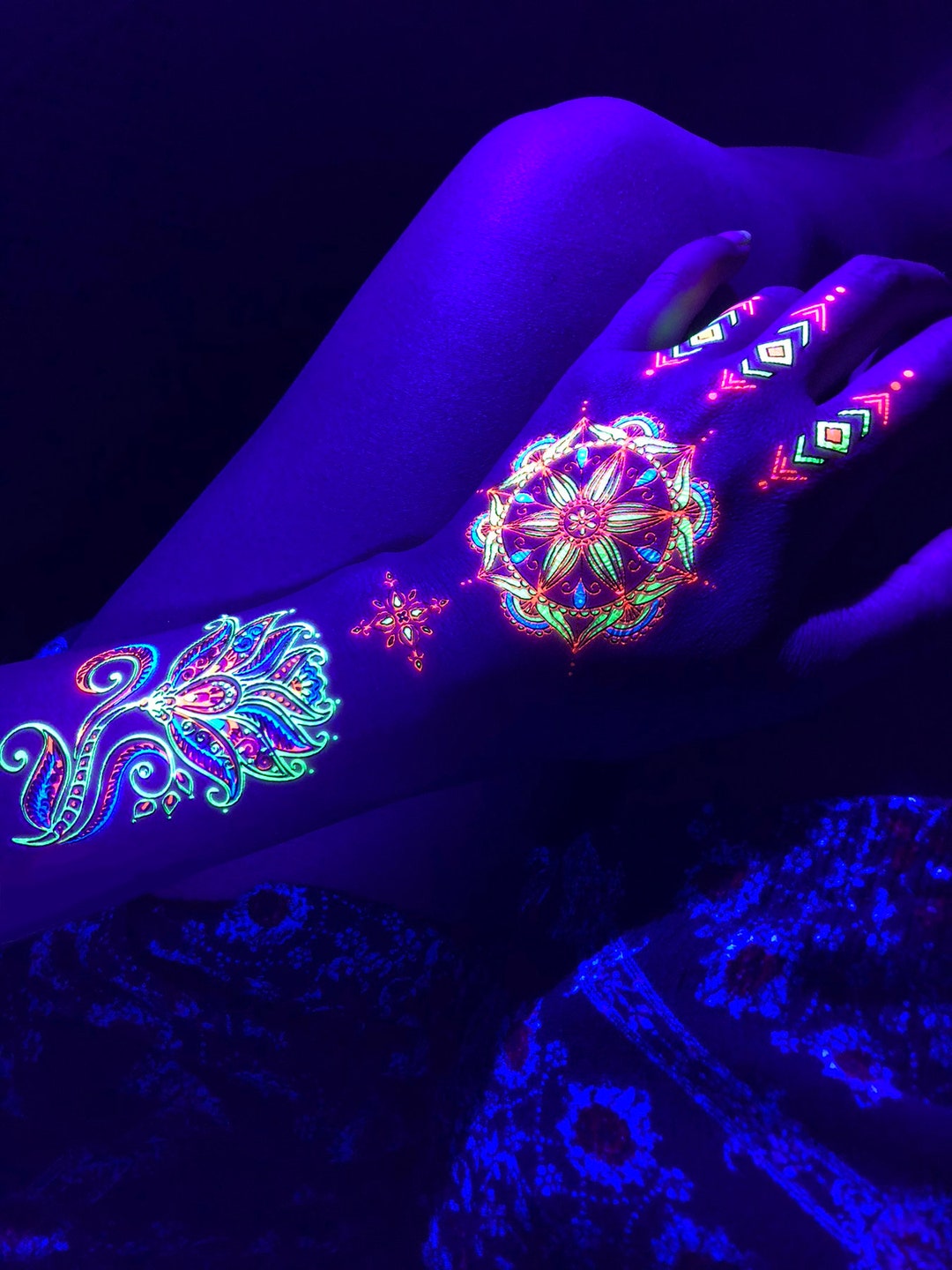 Blacklight Body Art in Henna Design