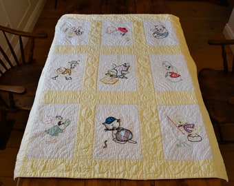 Vintage baby-/kinderwiegquilt uit de jaren 50 met dieren