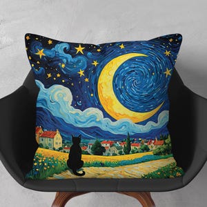 Cojín decorativo con diseño de gato de la noche estrellada, inspirado en Van Gogh, con divertida ilustración de animales, ideal para decorar el salón o el sofá.
