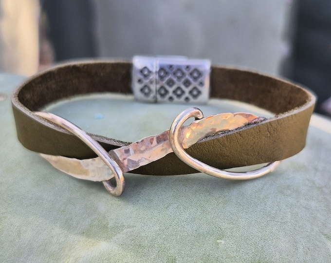 Green Leather & Silver Twist Bracelet