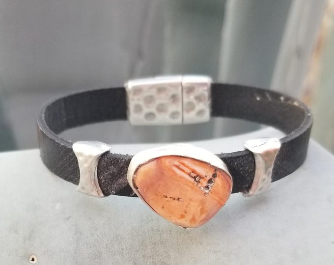 Spiny Oyster Leather Bracelet