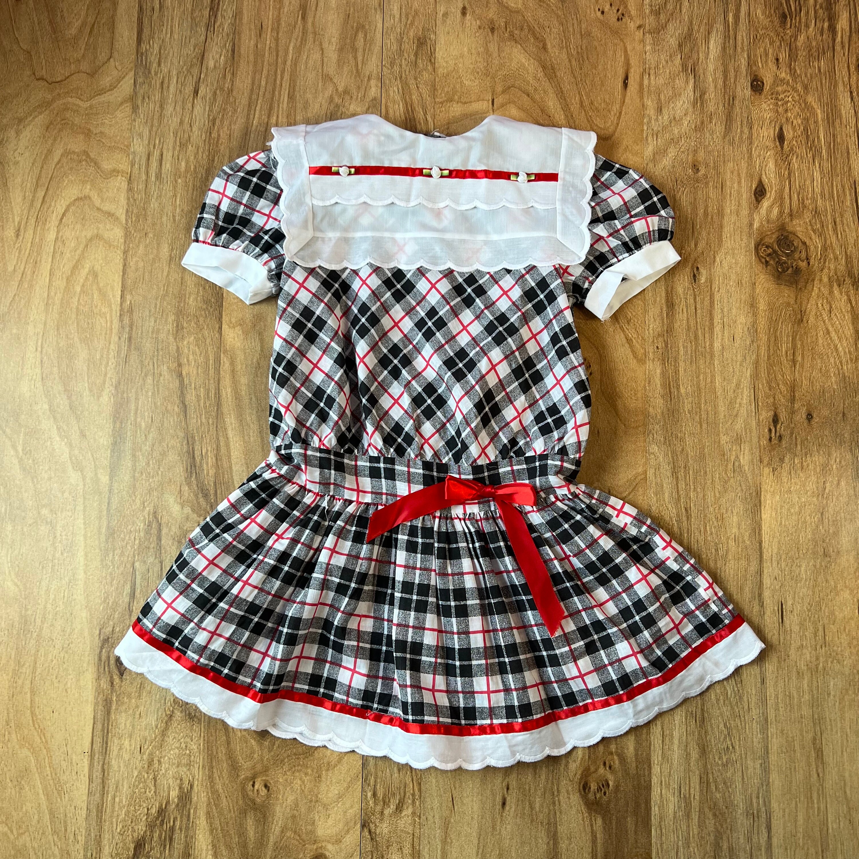 red black and white plaid dress Kiss Under The Mistletoe Plaid Mini Dress Curves 3XL / red