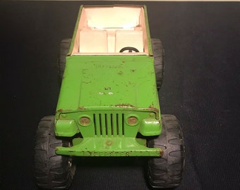 Vintage 70's TONKA Jeepster JEEP Pressed Steel GREEN Stumper Jumper