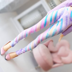 SLIM MSD BJD Minifee 1/4 kleurrijke pastel gestreepte legging