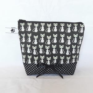Gothic Cat Print Makeup Bag – Zipper Pouch, Handmade Toiletry Organizer, Black Canvas Cosmetic Purse