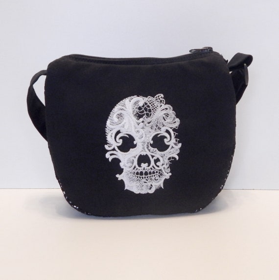 skull purse