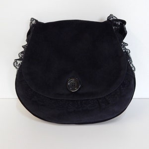Tear-Shaped Gothic Crossbody Bag – Handmade Black Velvet Purse with Lace, Witchy Elegance, Spooky Gift
