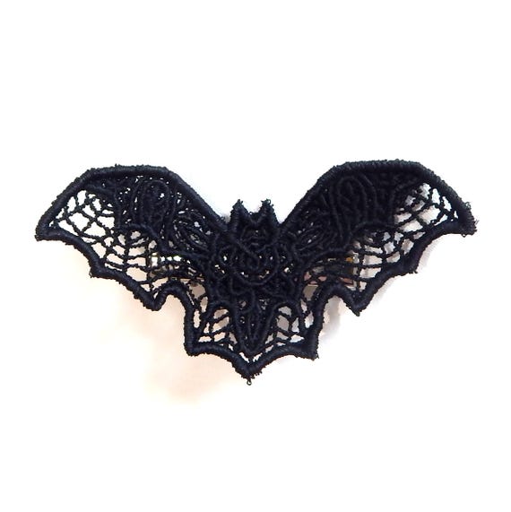 Black Lace Bat Hair Clip: Gothic Embroidered Barrette - Bat  display picture 3