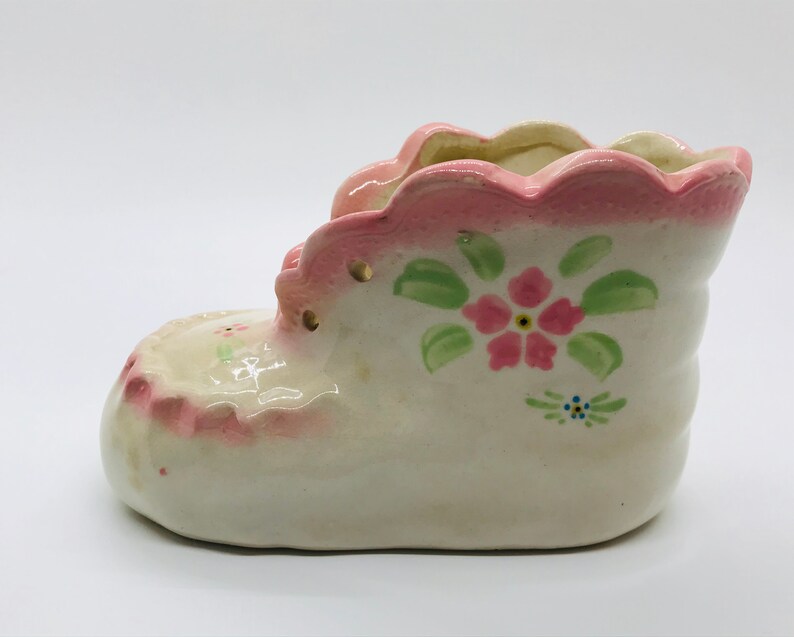 vintage indoor planter baby shoes pink ceramic shoe baby room Vintage Ceramic Pink Baby shoe indoor planter baby girl vintage planters