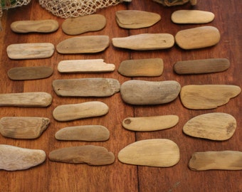 25 pcs of PRIME flat driftwood 3-5&quot; from Northern California, wedding place cards, escort cards, great for crafts. Best of the Best!