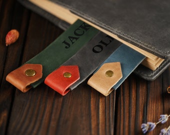 Leren bladwijzer - gepersonaliseerde bladwijzer - aangepaste bladwijzer - bladwijzer met monogram - cadeau boekenliefhebber - handgemaakte leren bladwijzer