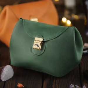 Borsa cosmetica da donna - Borsa cosmetica in pelle - Borsa da toilette personalizzata - Kit da toilette da donna - Borsa cosmetica personalizzata - Borsa per il trucco per lei