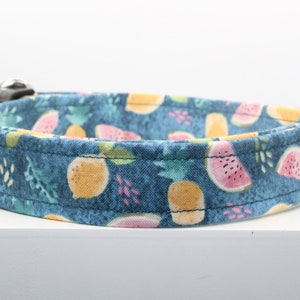 Feeling Tropical dog collar, Handmade dog collar, Collars for dogs, Dog collars, Fabric dog collar, Dogs, Dog lovers.
