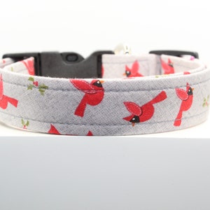 Holiday Cardinals dog collar, Handmade dog collar, Print dog collar, Fabric dog collar, Custom dog collar, Collars for dogs, Dog collars