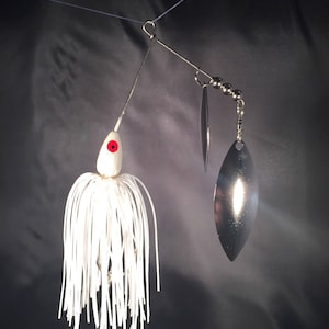 3/8 oz. White Widow Spinnerbait