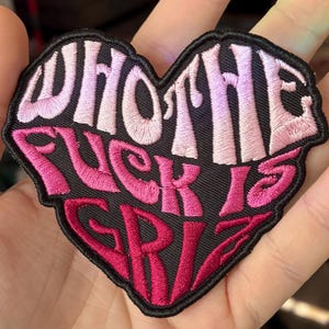 GRiZ Inspired Show Love Spread Love Hart Patch | Geborduurde Festival Patch | EDM Rave Jacket Patch | Strijkpatch | Roze