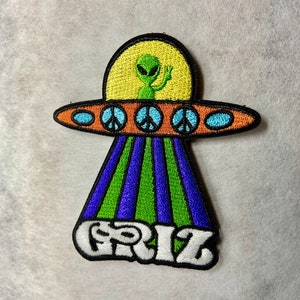 Griz Alien UFO Aufnäher glow in the dark UV aktiv