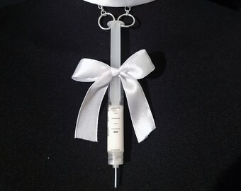 Menhera Harajuku Collar with syringe