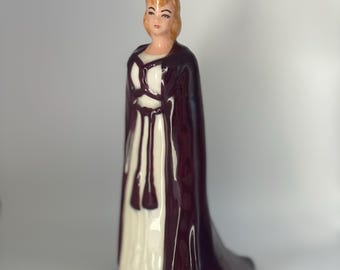 RARE Porcelain Figurine Queen hand-made by Lucinda Simpson 1963 Vintage