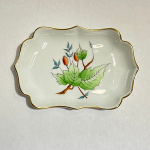 Herend Small Plate Green Rose Hips Small Plate ring dish Hungary Trinket Candy Vintage Porcelain Hand-Painted
