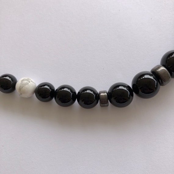 Vintage Black Onyx White Bead Necklace, 1980s - image 2