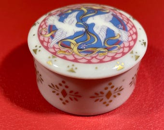 Limoges Box Trinket Ring Lidded Doves Wedding Vintage France Collectible