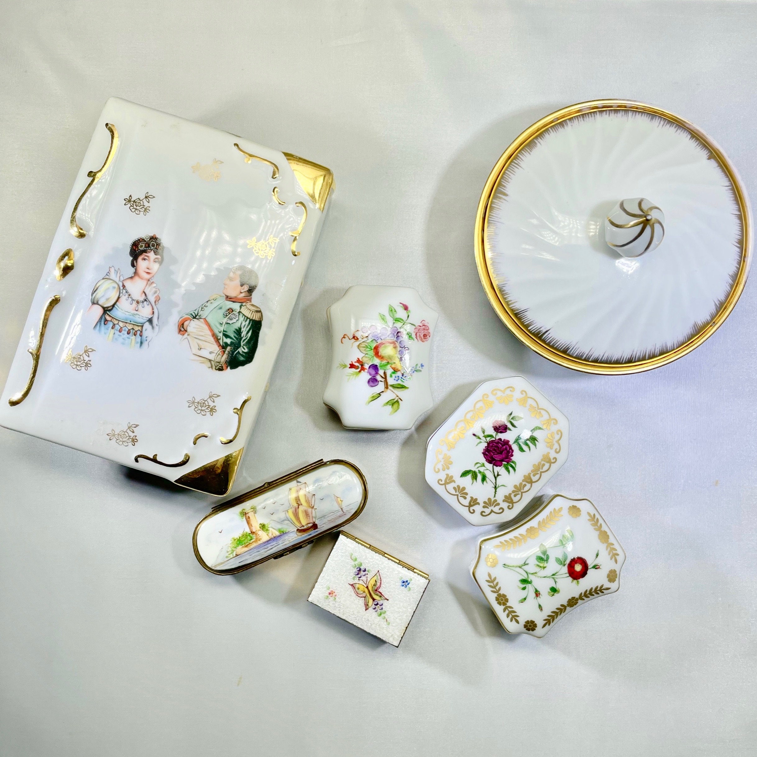 リモージュ白磁の丸い箱、磁器のシュガーボウル、小物入れ、指輪